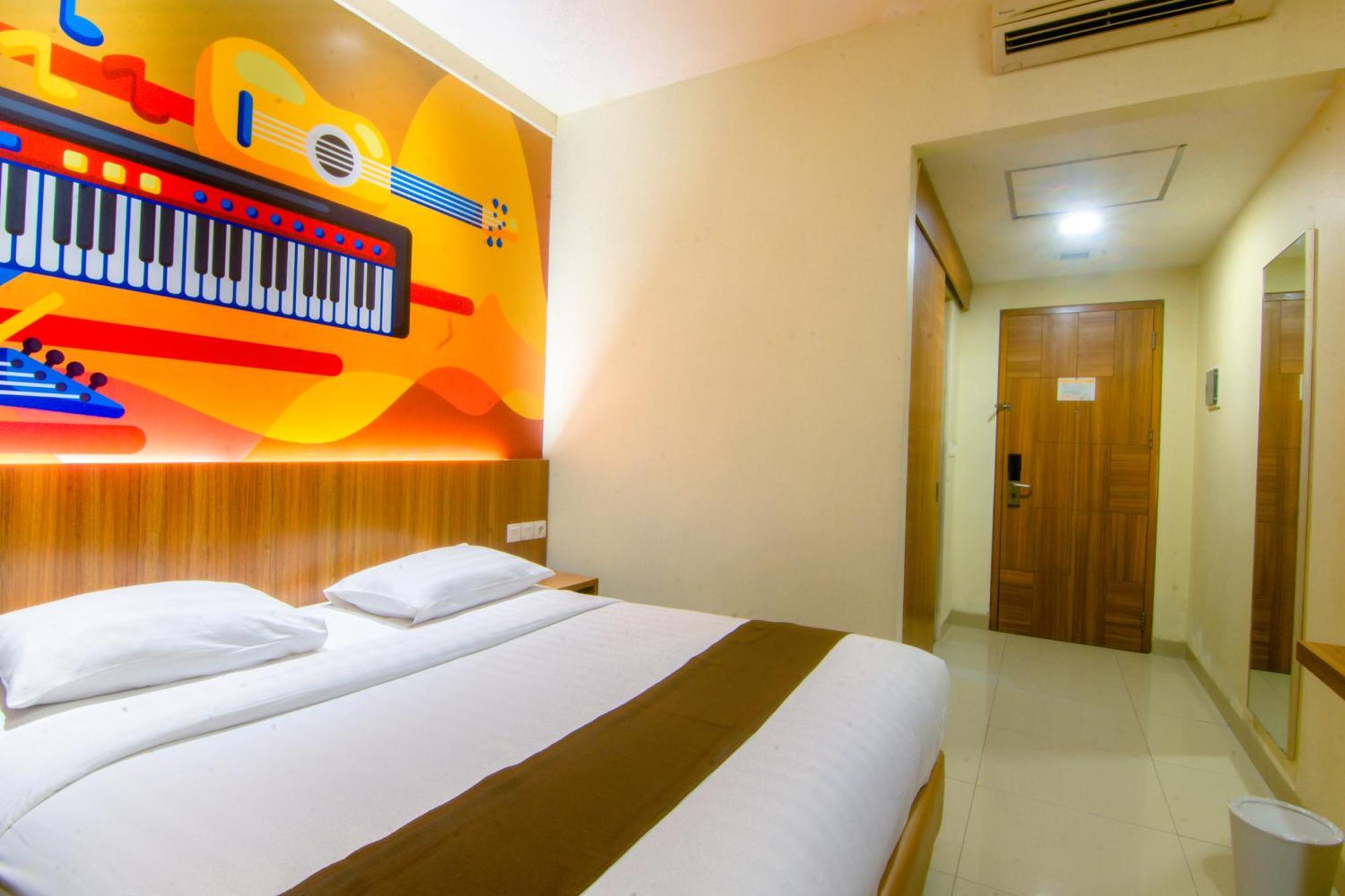 Front One Hotel Purwodadi Purwodadi (Grobogan) Exterior foto