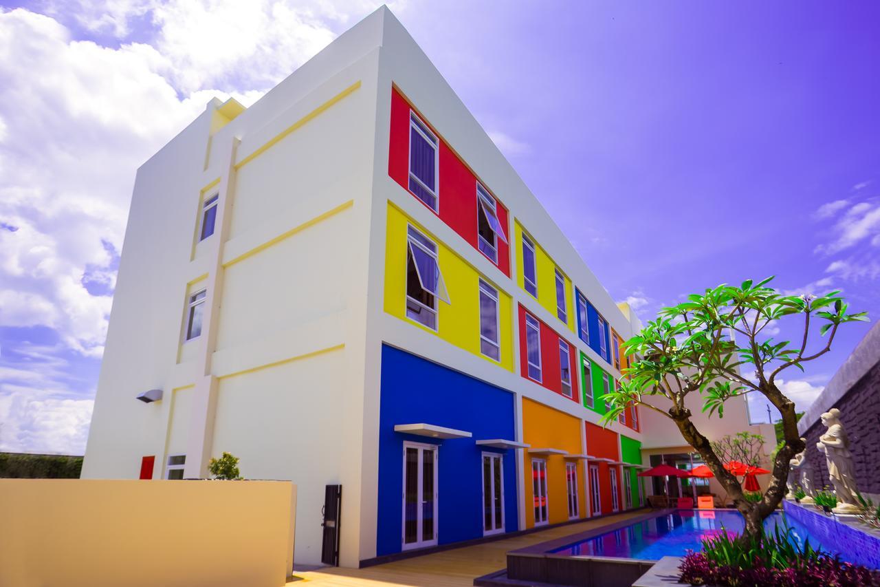 Front One Hotel Purwodadi Purwodadi (Grobogan) Exterior foto